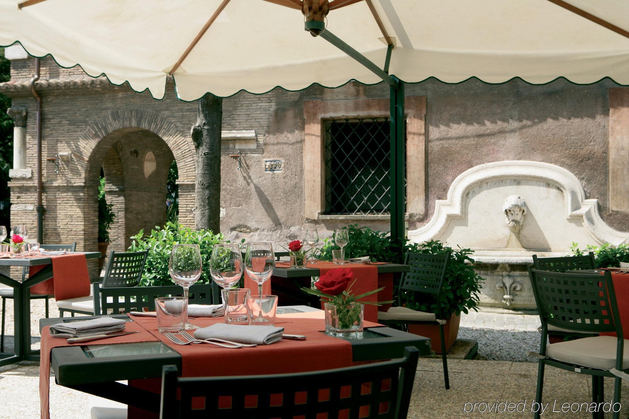 Hotell The Church Village 3*