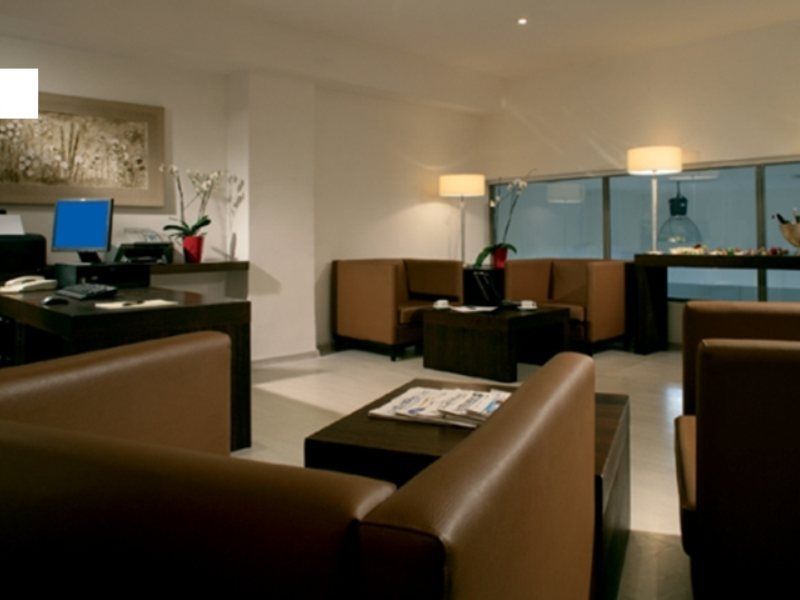 Hotell The Church Village 3*